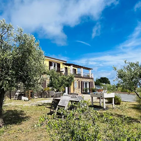 Bella Vista - 180 Grad Fantastischer Meerblick & Pool شقة Poggi